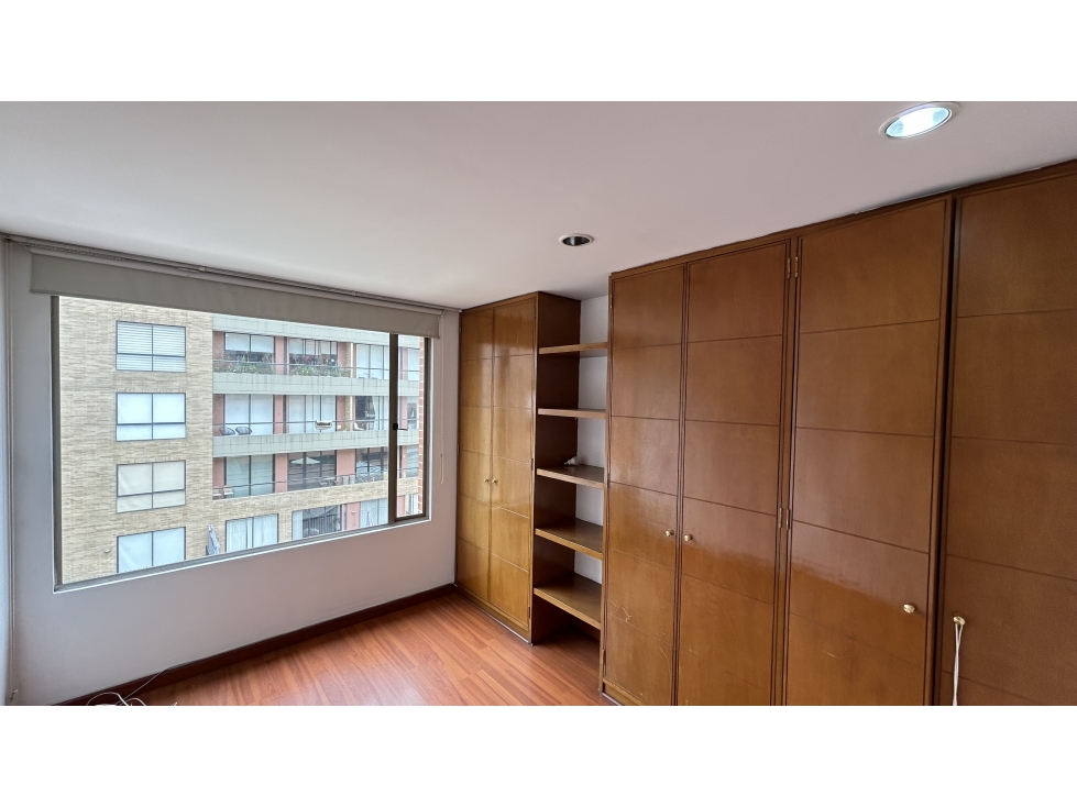 VENDEMOS EXCELENTE INMUEBLE-ESQUINERO EN SANTA PAULA — foto 4