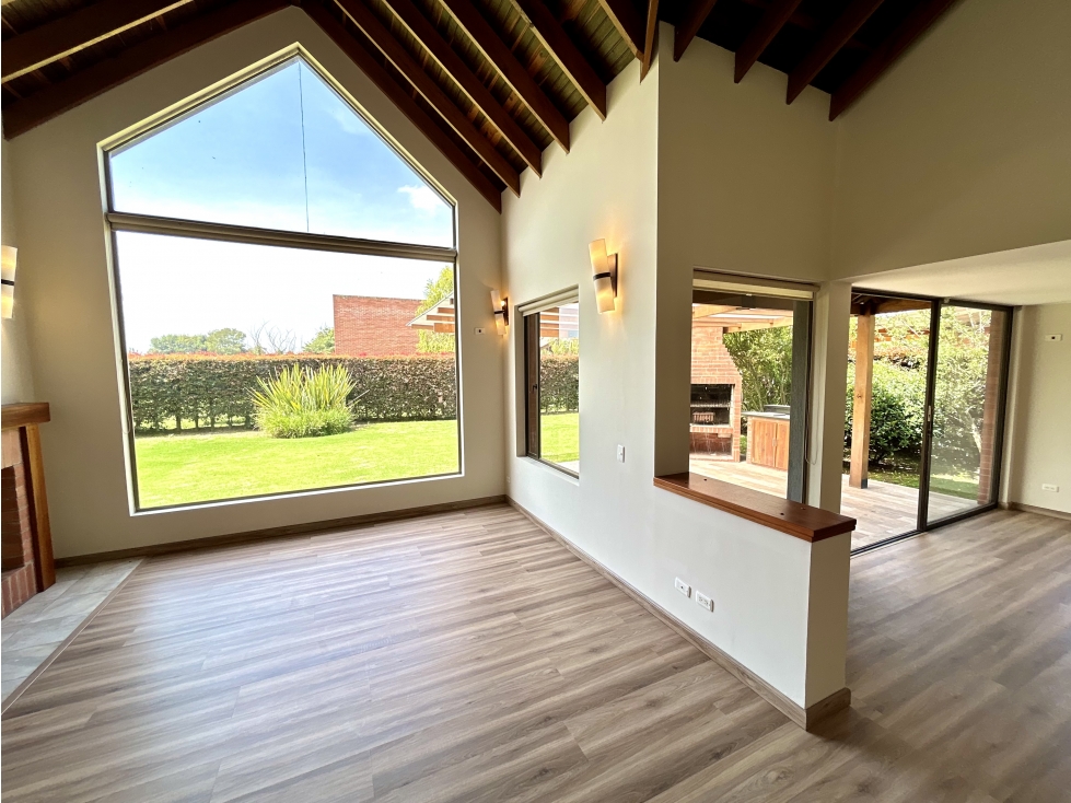 INCREIBLE CASA EN EL MEJOR CONJUNTO DE CAJICA-SAUSALITO VENTA — foto 4