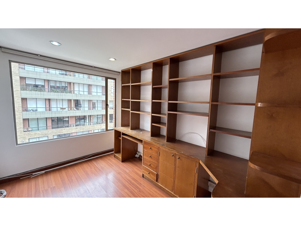 VENDEMOS EXCELENTE INMUEBLE-ESQUINERO EN SANTA PAULA — foto 5