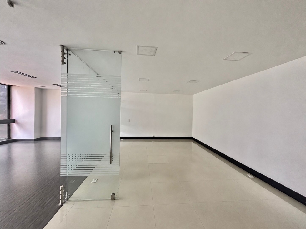 ARRIENDO magnífica OFICINA en Quinta Camacho 97 mts — foto 4