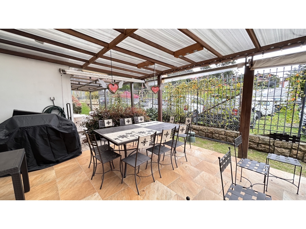 INCREIBLE CASA EN CAMINO DEL CERRO-152 CON 7MA-GRAN TERRAZA