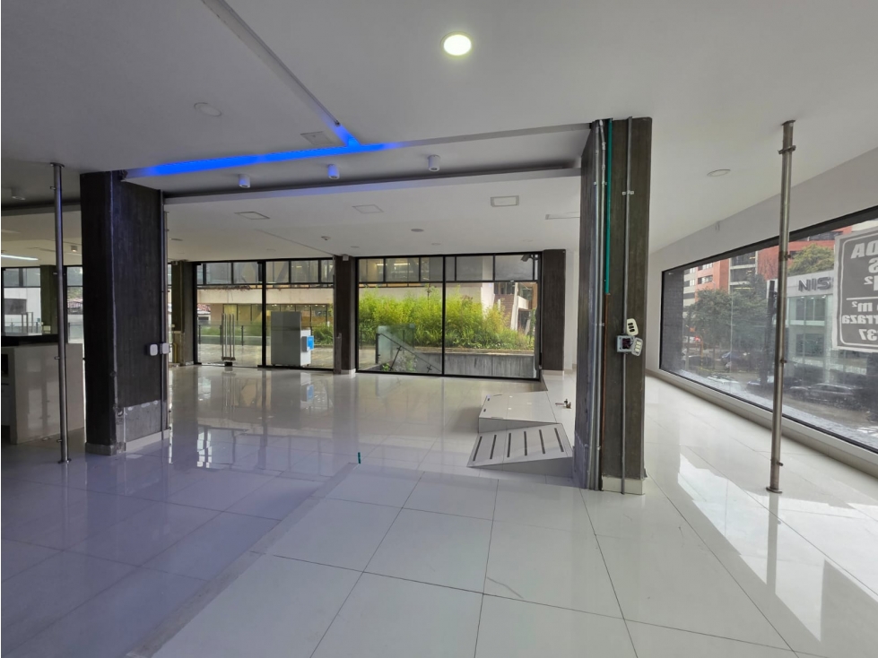 ARRIENDO LOCAL EN EL RETIRO — foto 6
