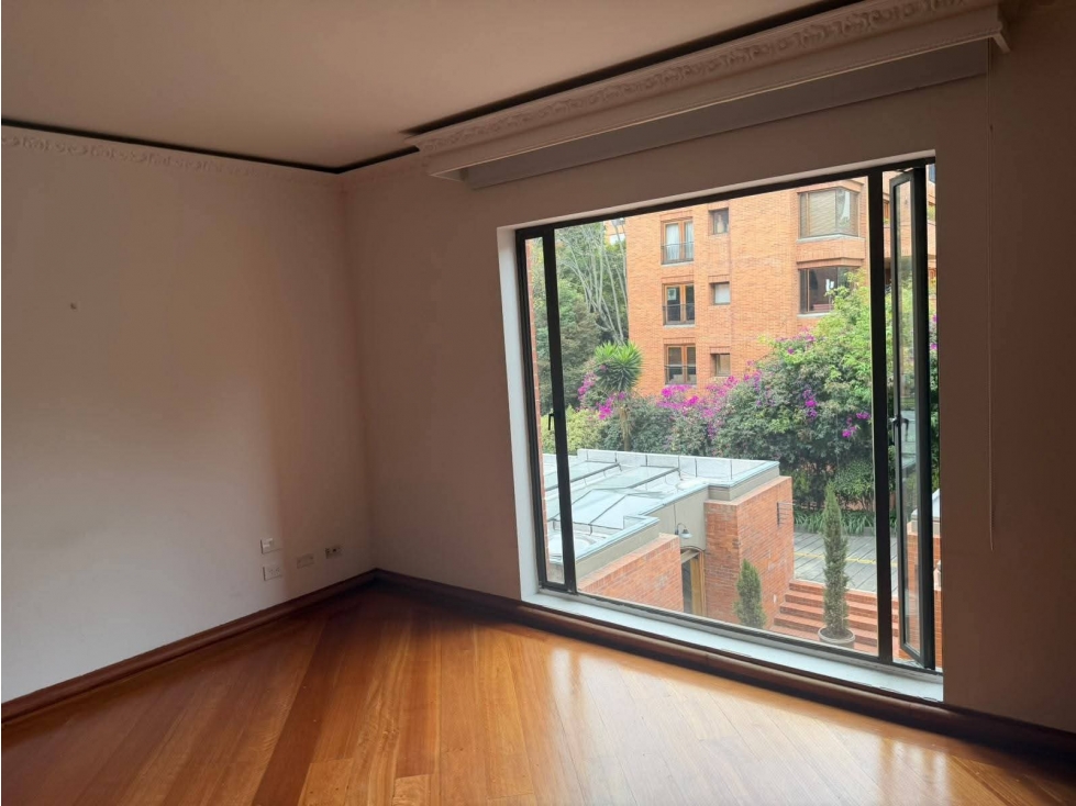 VENDO EN LA CAROLINA — foto 6