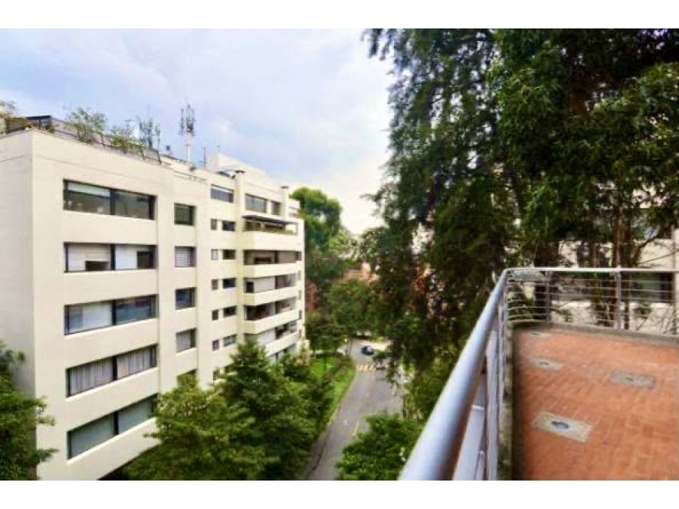 VENDEMOS INCREIBLE APTO EN BOSQUE MEDINA-DUPLEX-BALCONES