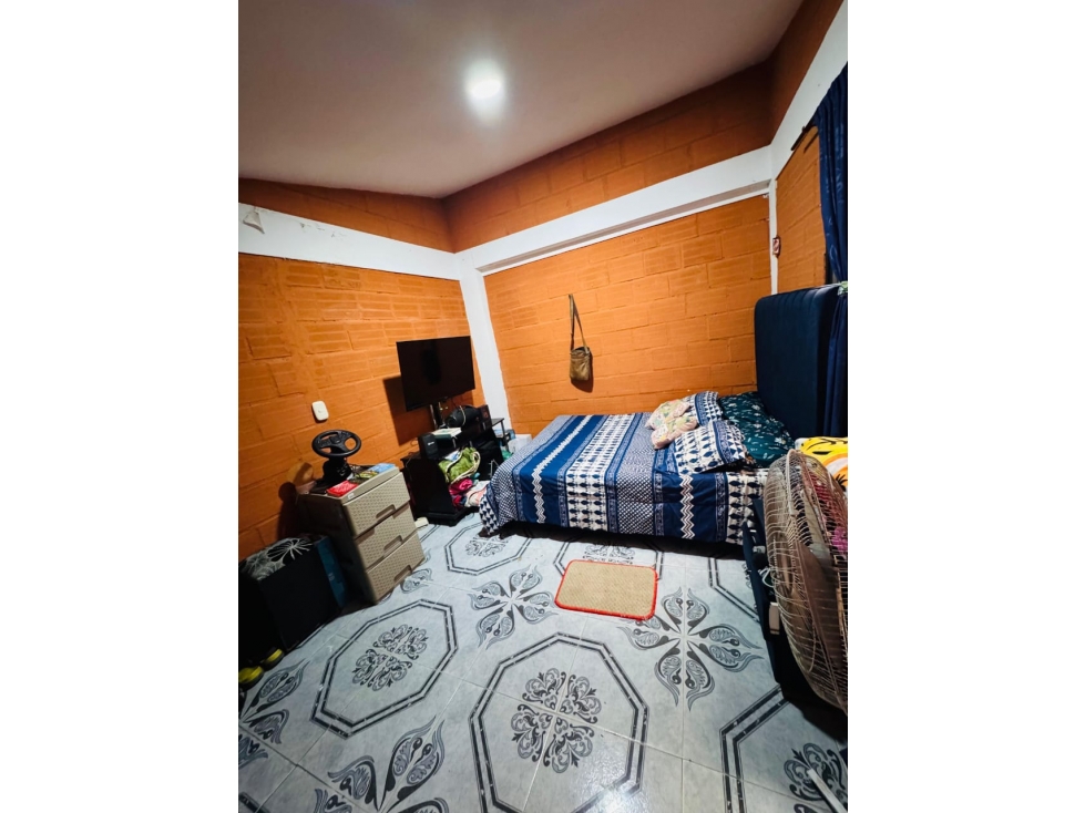 Linda casa en Santa Ana con antejardín y patio — foto 3