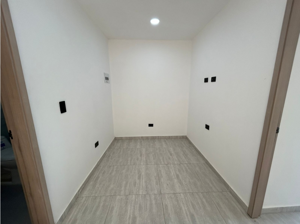 Casa moderna en La Linda con acabados de lujo — foto 2