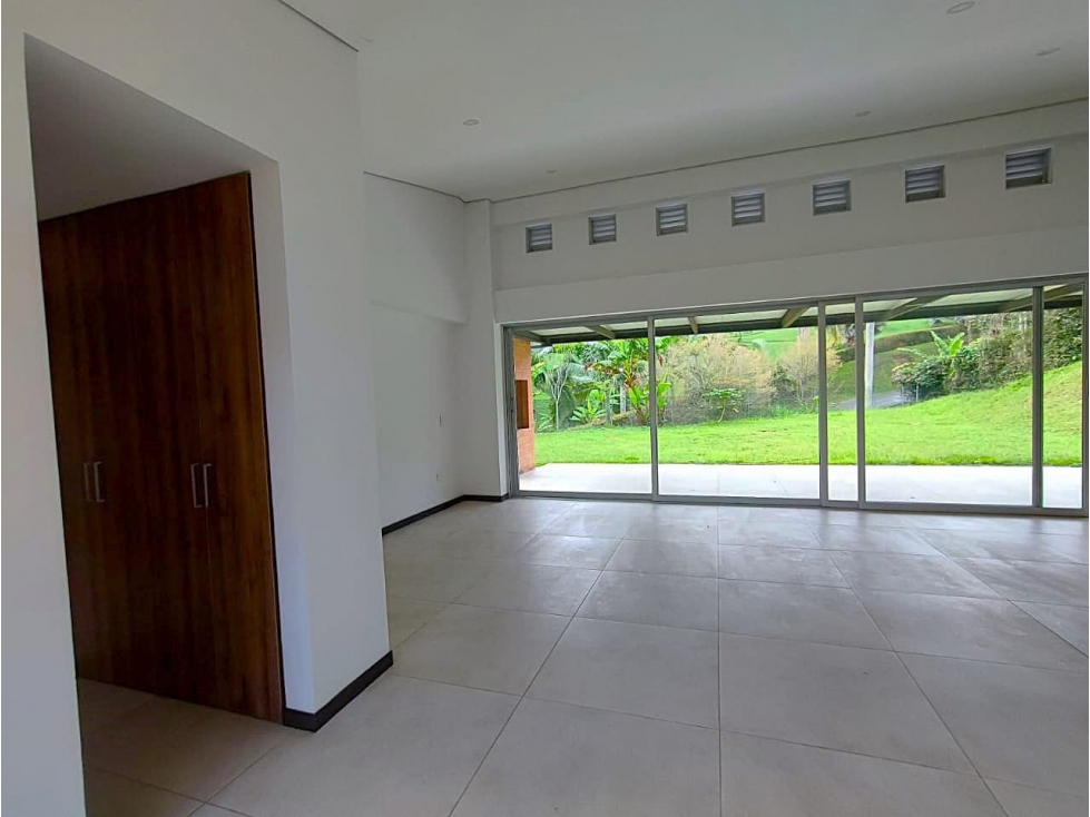 ¡HERMOSA CASA CAMPESTRE EN CERRITOS! — foto 2