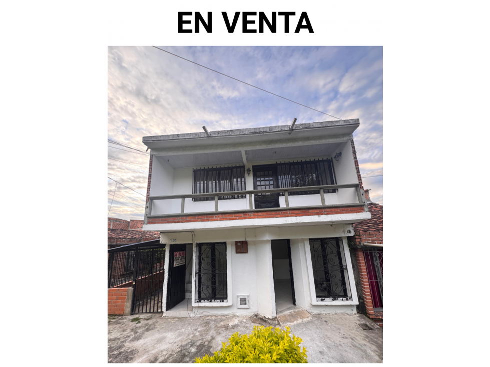 CASA EN VILLA COMUNERA DOS PISOS INDEPENDIENTES