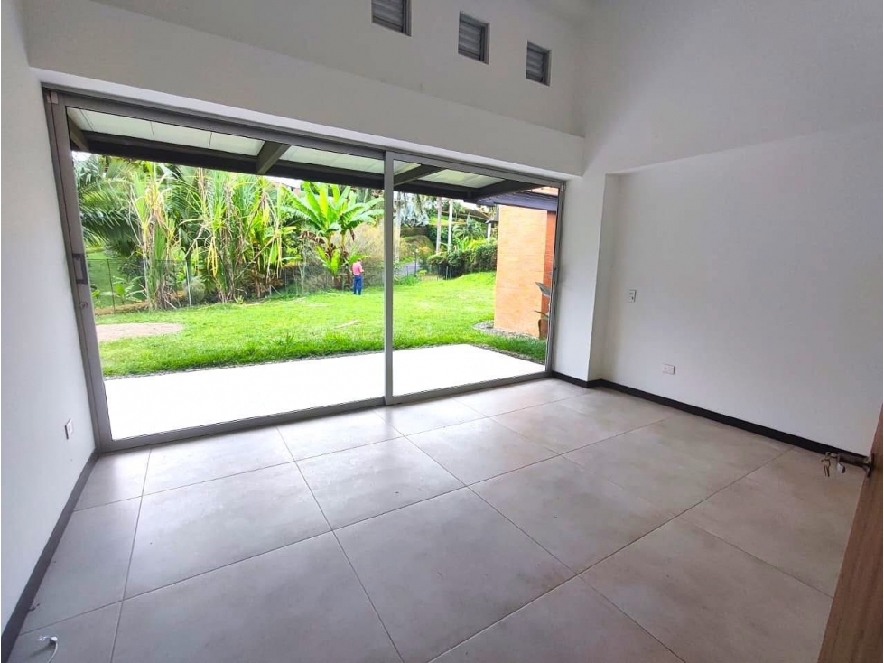 ¡HERMOSA CASA CAMPESTRE EN CERRITOS! — foto 3