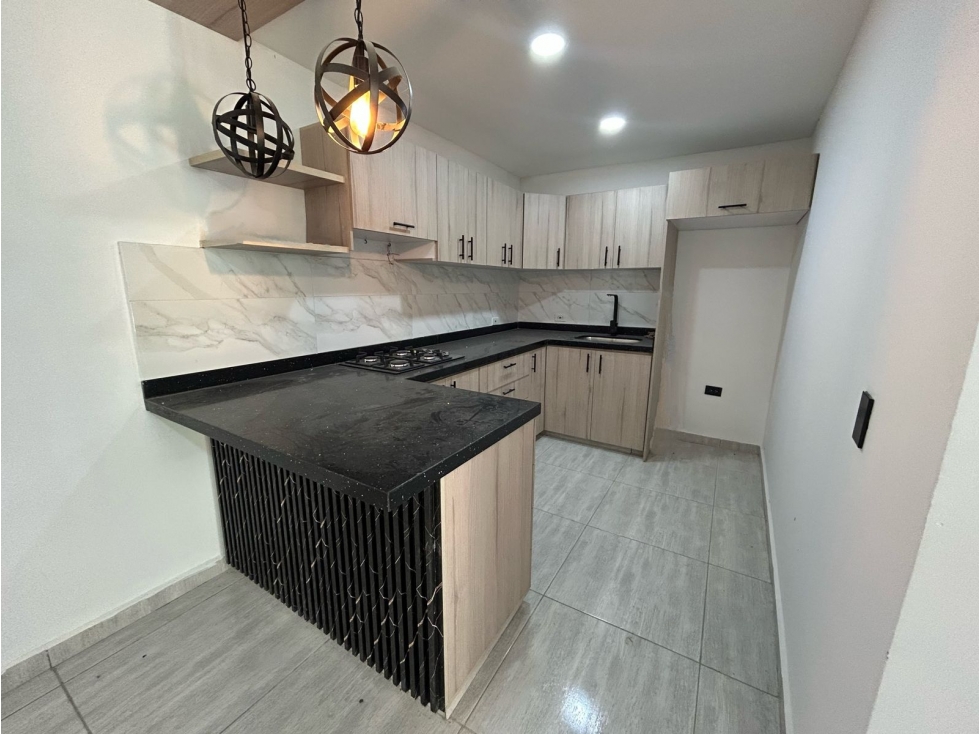 Casa moderna en La Linda con acabados de lujo — foto 3