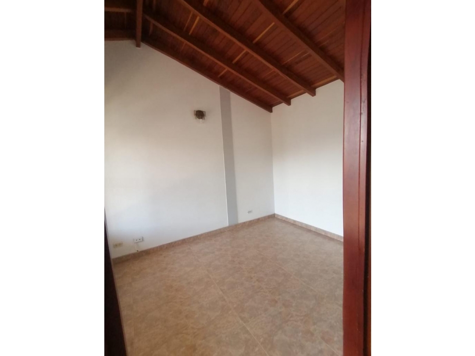 ¡CASA EN VENTA BARRIO EL LLANO! — foto 2