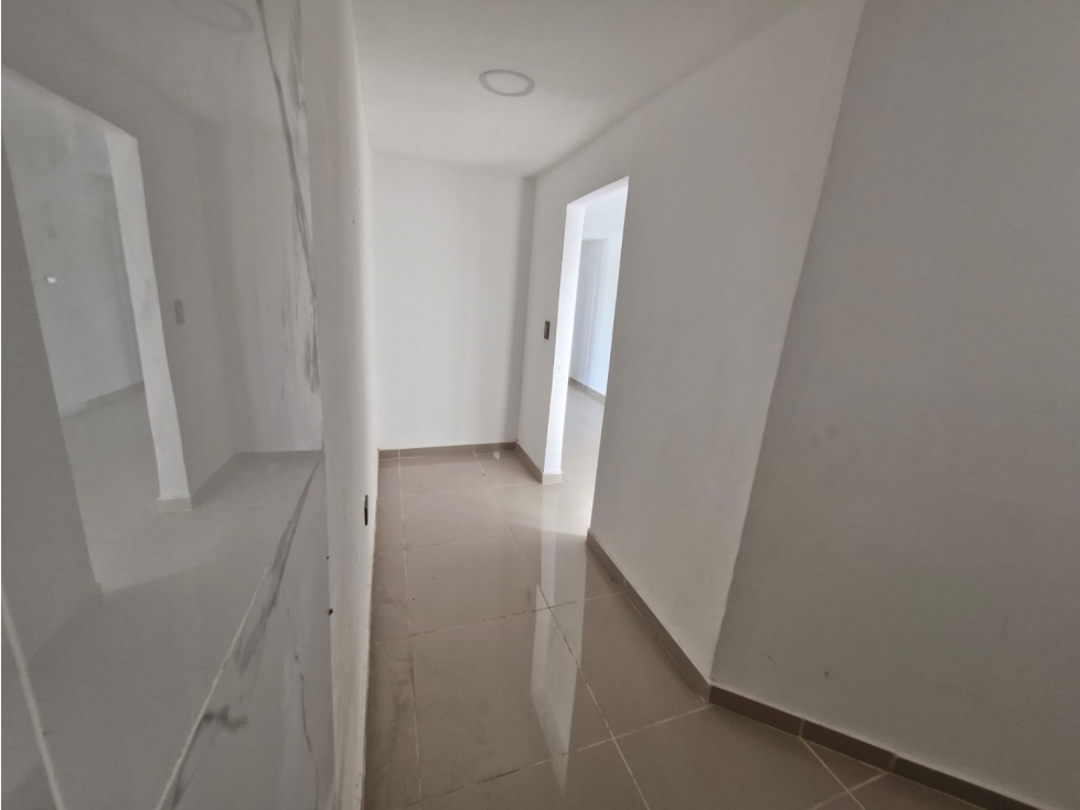 ¡GRAN OPORTUNIDAD! CASA MULTIFAMILIAR EN BARCELONA 4 PISOS - 3