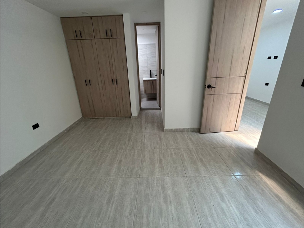 Casa moderna en La Linda con acabados de lujo — foto 5