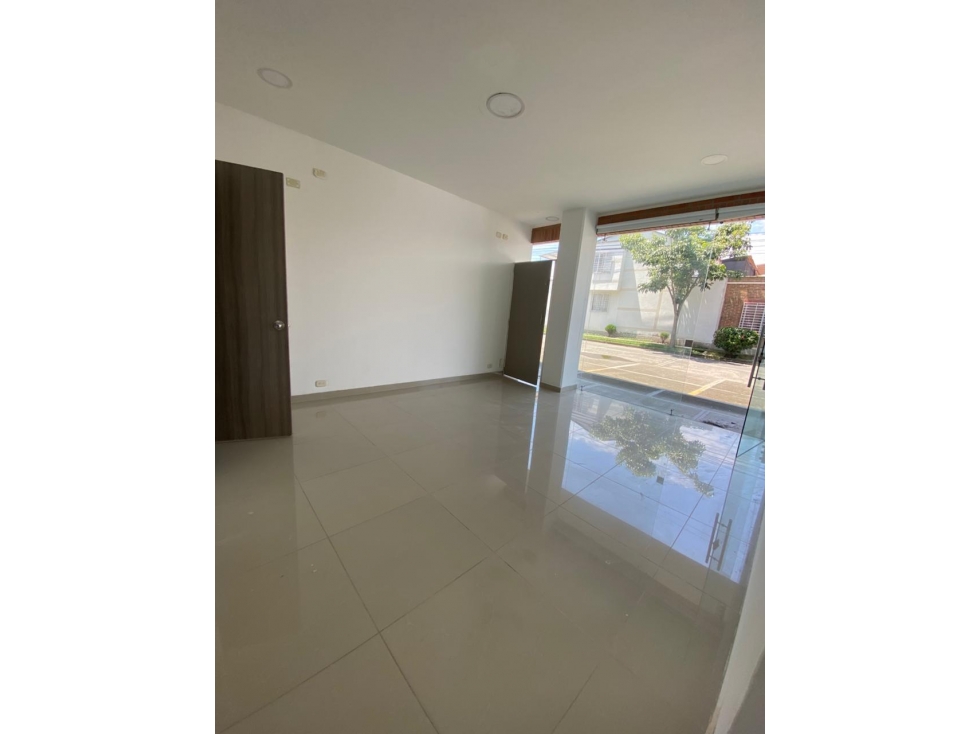 Local en arriendo - 5