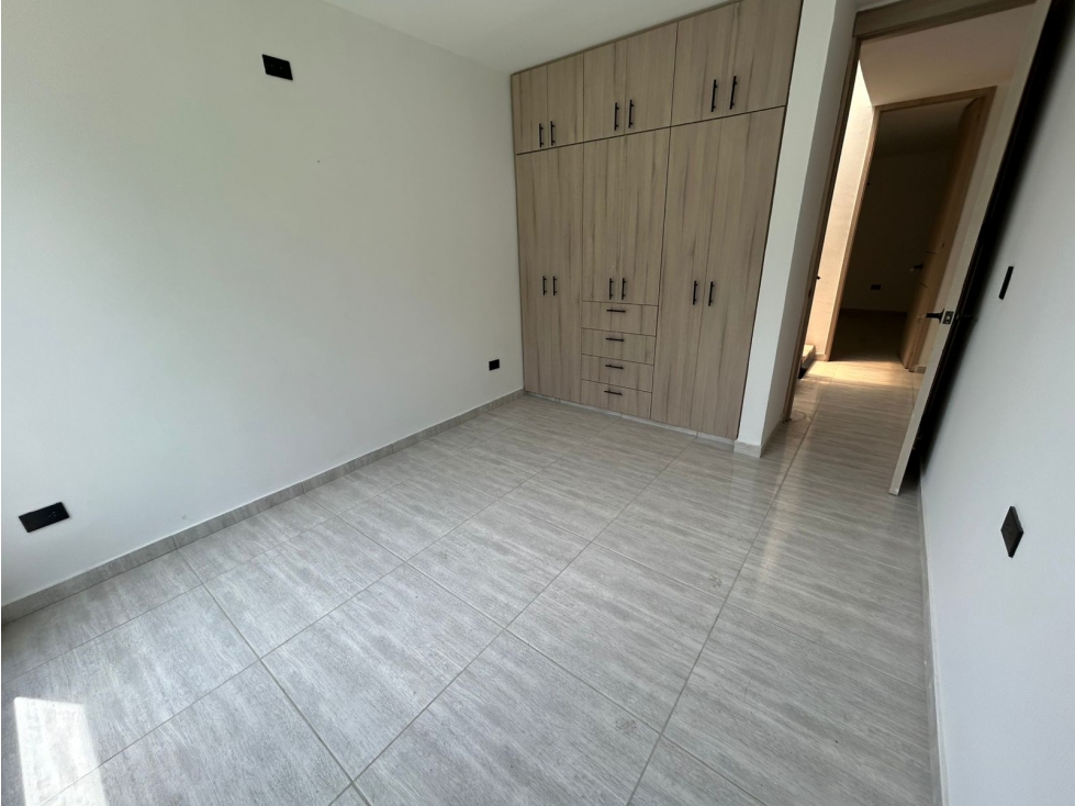 Casa moderna en La Linda con acabados de lujo — foto 6