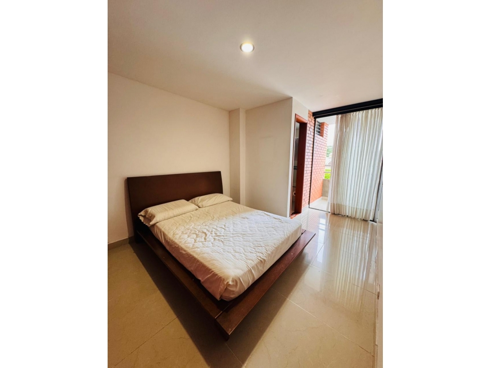 SE VENDE APARTAMENTO EN TORRES DEL PRADO AMPLIO Y COMPLETO — foto 6
