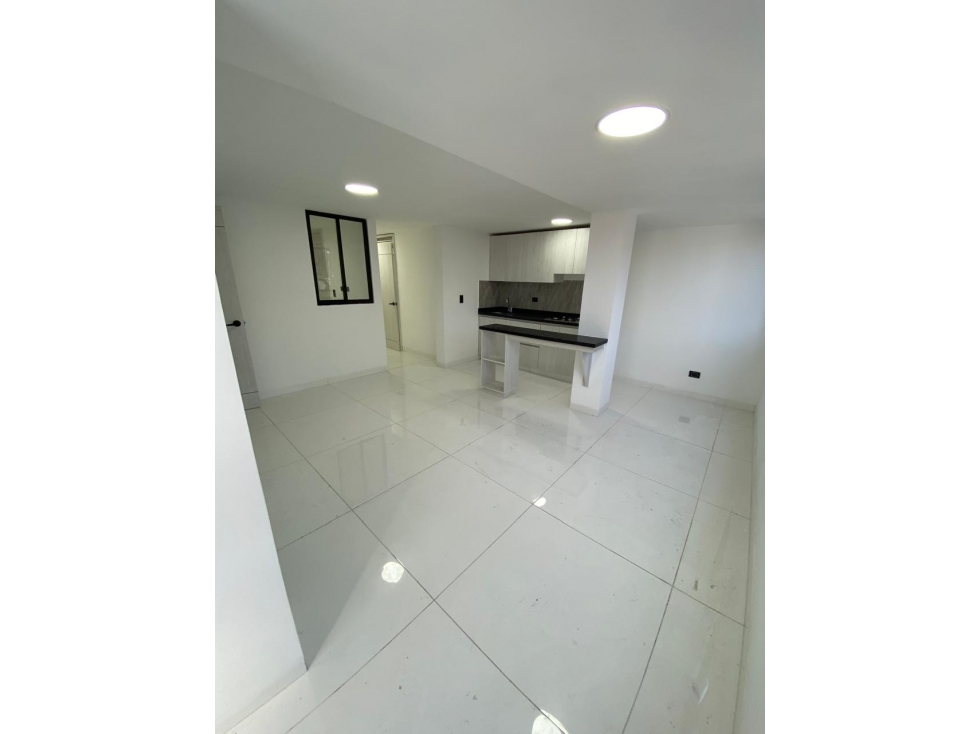 Se Renta Hermoso Apartamento en el Centro - 2