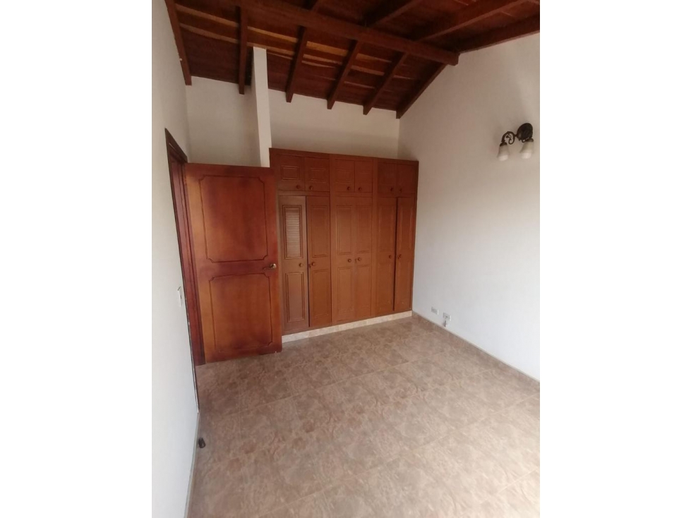 ¡CASA EN VENTA BARRIO EL LLANO! — foto 6