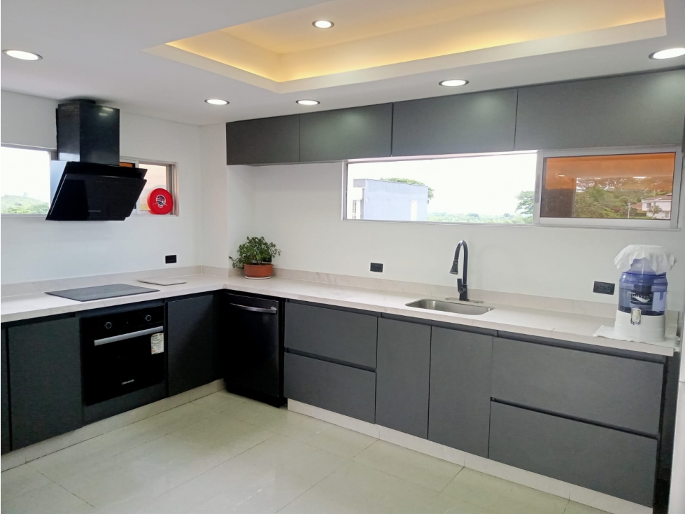 PENTHOUSE EN VENTA Barrio Cámbulos — foto 2