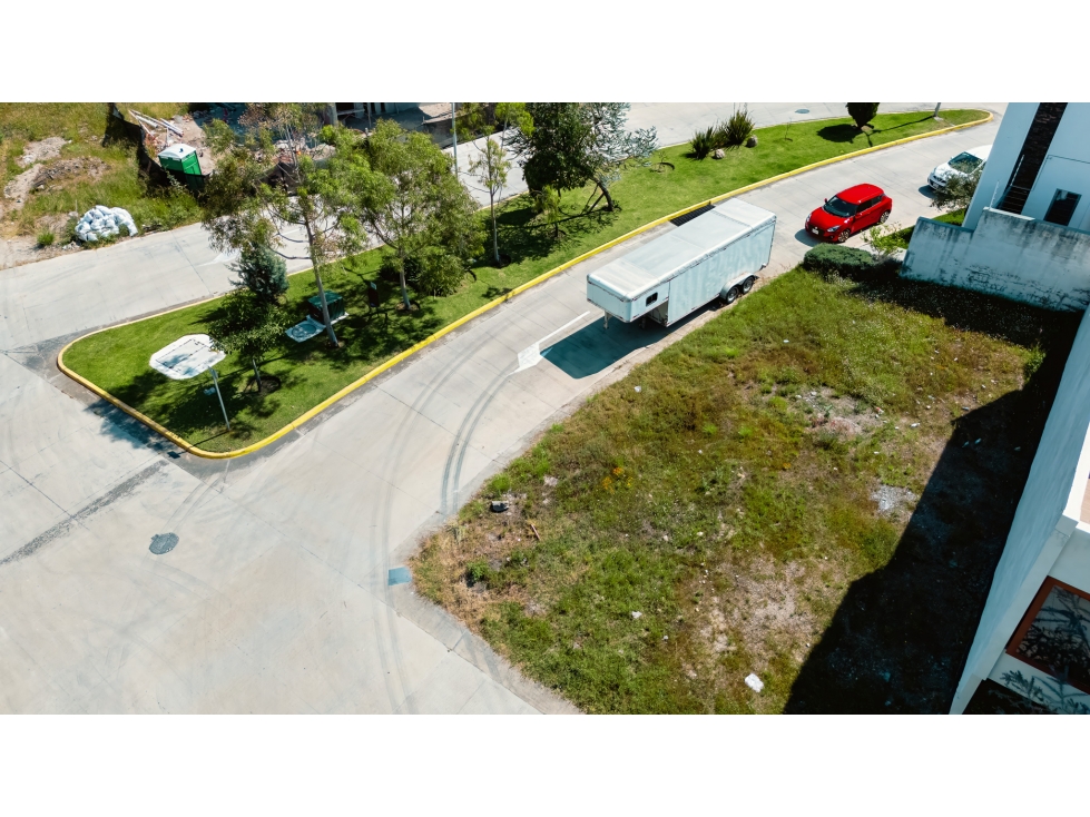 Venta de terreno en esquina en Los Robles Residencial Zapopan Jalisco - 6