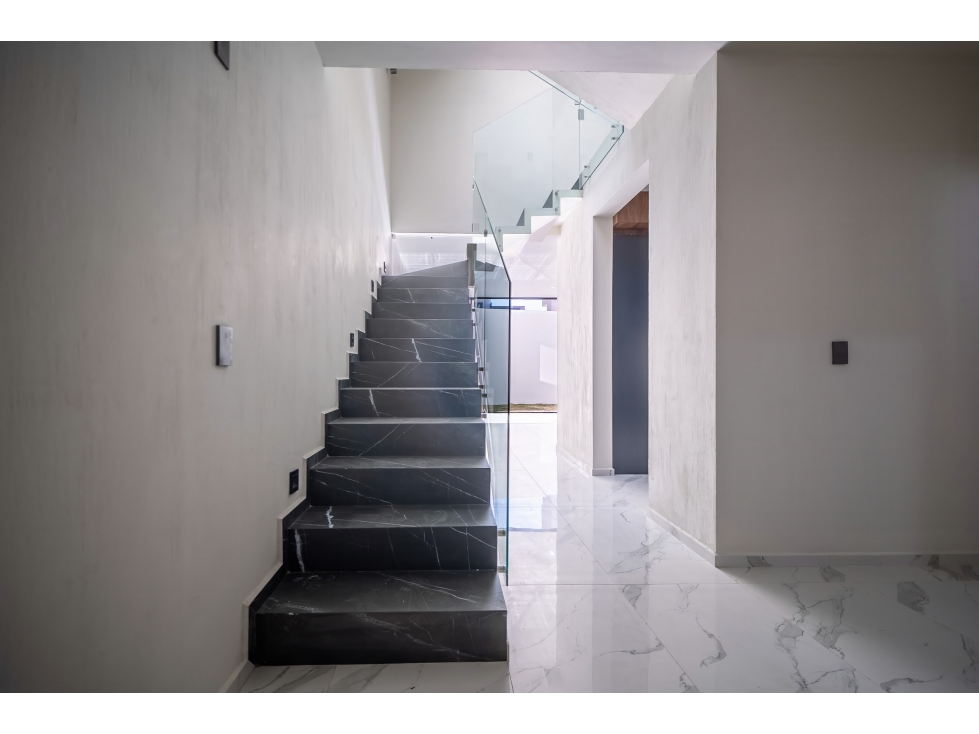 Venta casa 4 recamaras en Valle Imperial coto Galo — foto 4