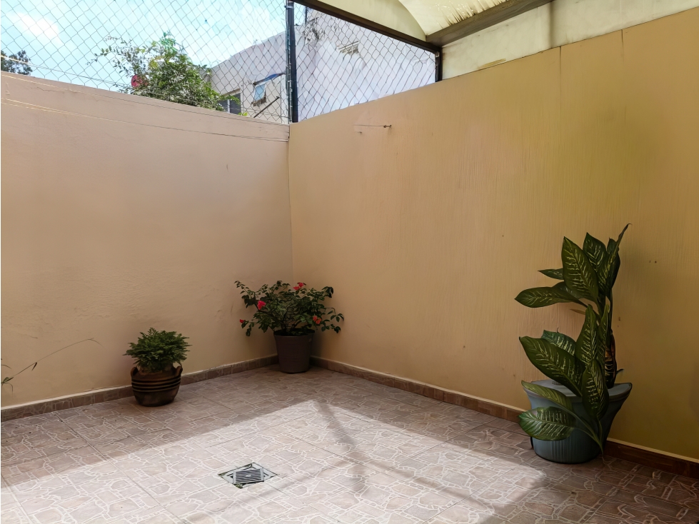 Venta casa 3 recámaras en Real del Bosque Zapopan zona valdepeñas — foto 6