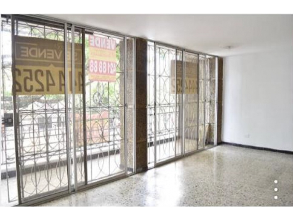 Venta Casa Floresta (en la 80)