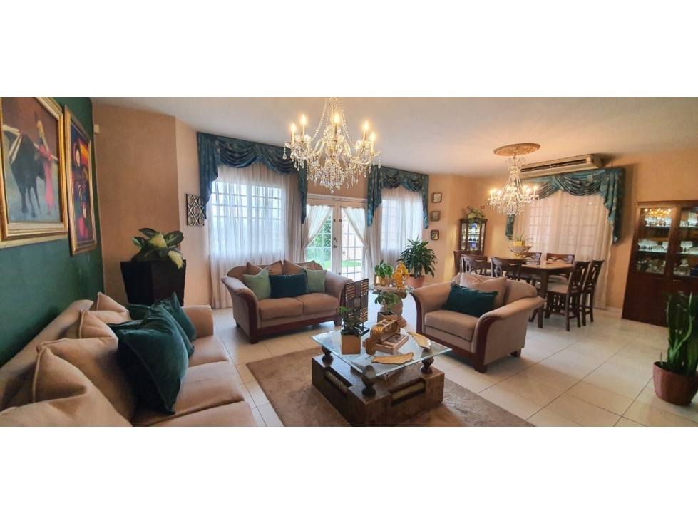 Casa Dúplex en Venta - PH Doral