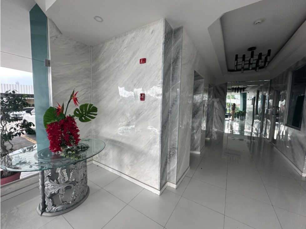 Apartamento en PH BEVERLY HILLS Betania