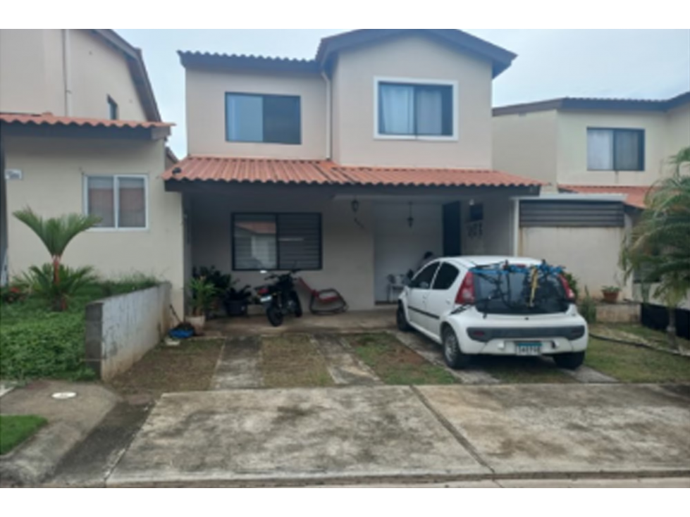 casa en venta en Residencial Las Arboledas
