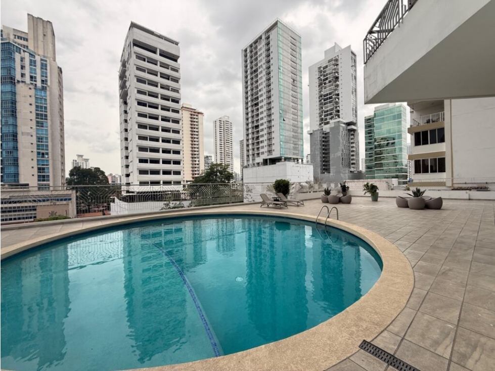 Apartamento en P.H. Keops Tower