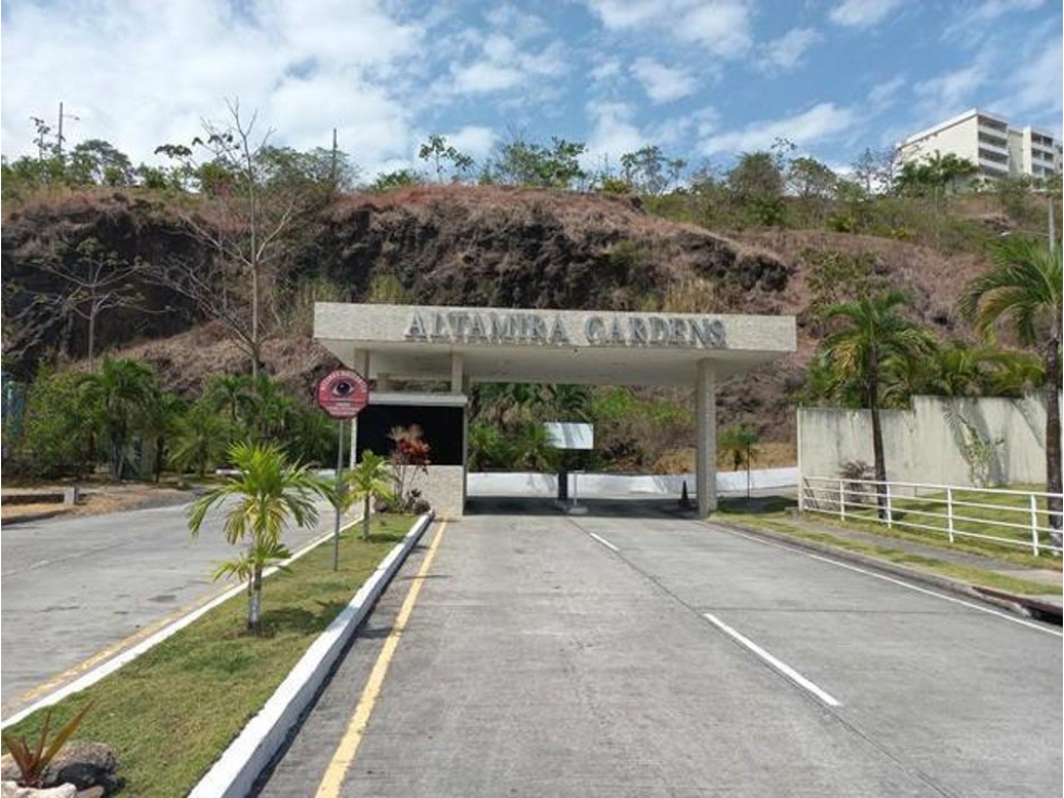 APARTAMENTO EN VENTA EN PH ALTAMIRA GARDENS