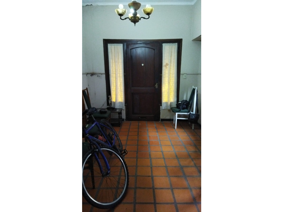 CASA SEMICENTRICA EN TANDIL - 4