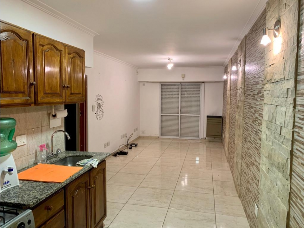 VENTA EN BLOQUE, 2 Locales + departamento, semi-centro, Tandil - 3