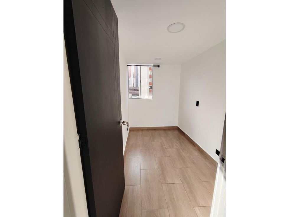 Apartamento en Venta Robledo Pajarito Medellin — foto 5