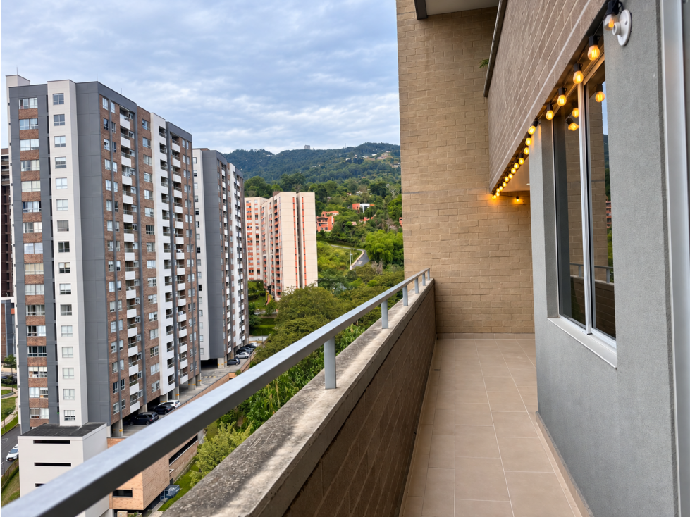 Apartamento en Envigado con Excelente Vista / Zona Campestre