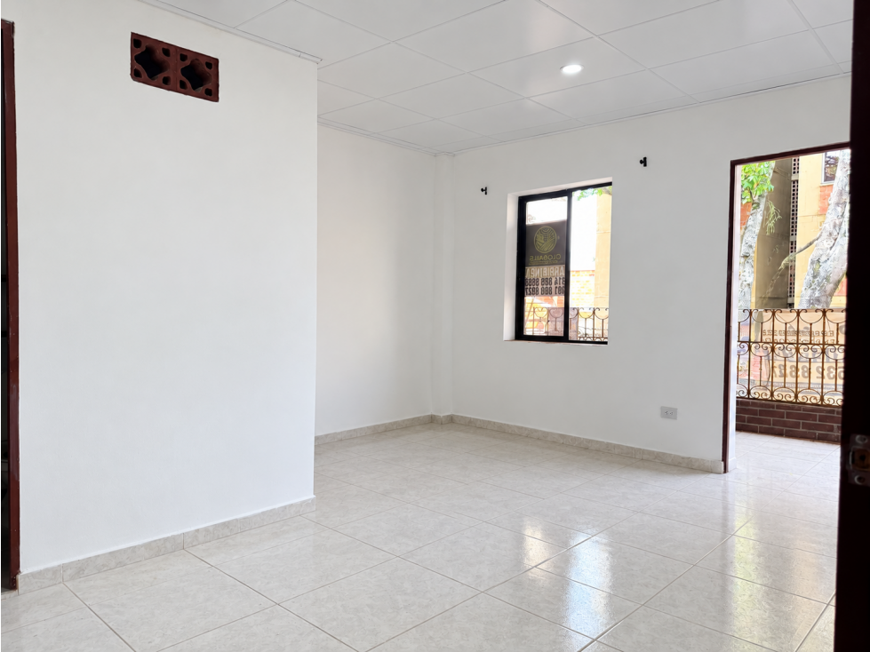 Renovado Apartamento en prado centro, cerca a estación del metro — foto 2