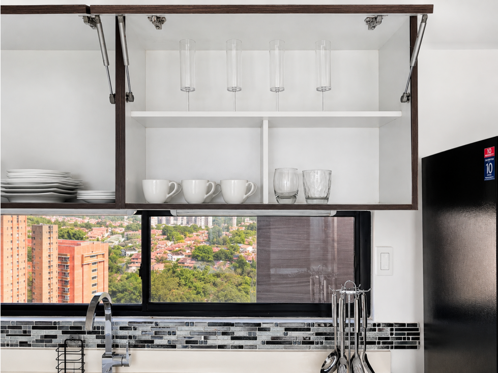 Moderno apartamento en El Poblado | Vista piso 17 — foto 2