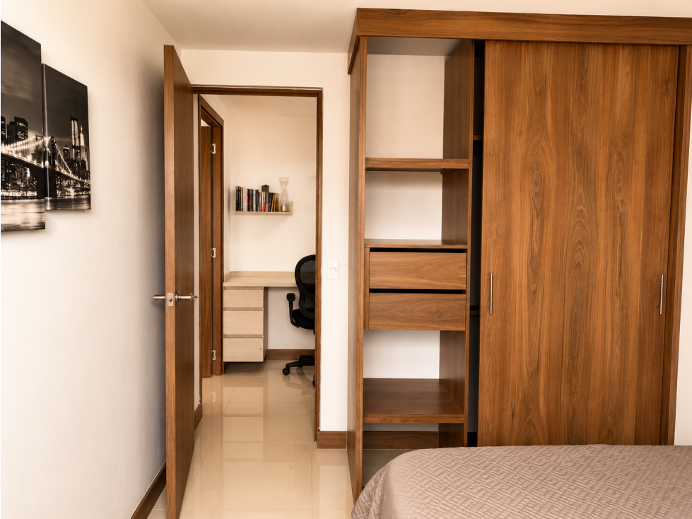 Apartamento en Sabaneta | Vista + Parqueadero + WiFi — foto 3