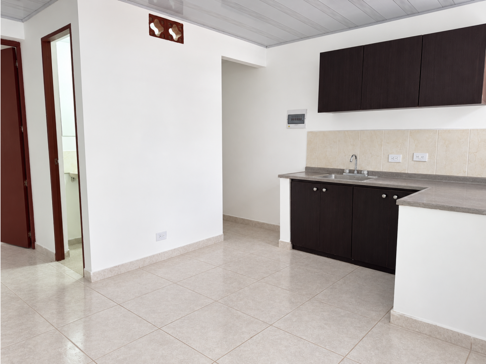 Renovado Apartamento en prado centro, cerca a estación del metro