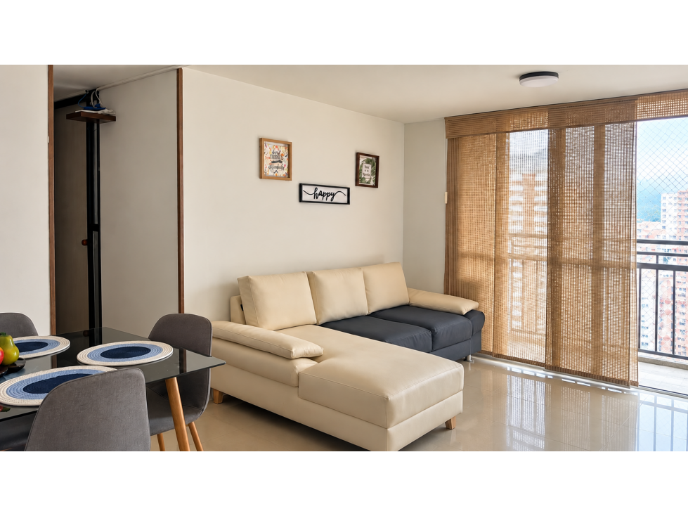 Apartamento amoblado en sabaneta, en avenida principal - con vista