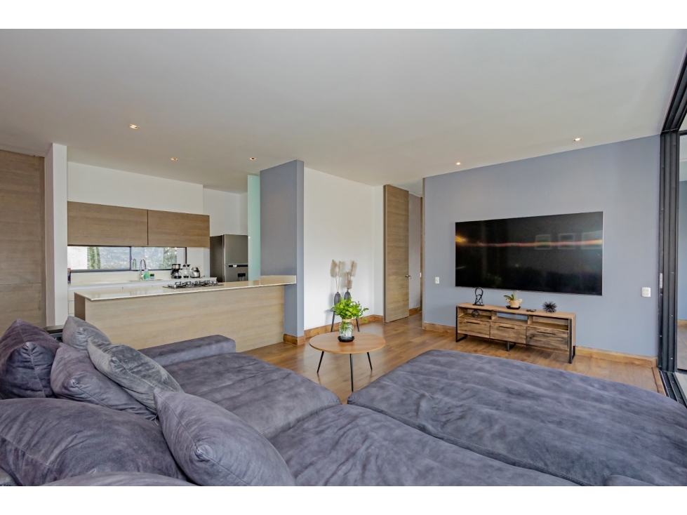 Elegante y Espacioso Apartamento Cerca al Tesoro — foto 6