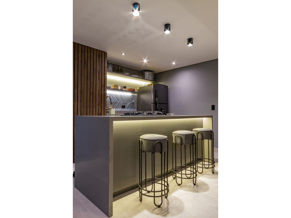 Elegante apartamento en El Poblado / Cama King / AC — foto 6
