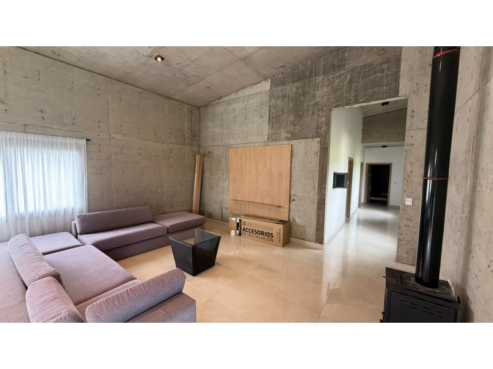 UF M1 Casa moderna con Pileta en Barrio Cerrado Los Juncos en Alquiler — foto 3