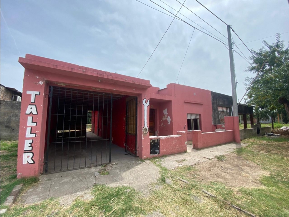 Casa a refaccionar en venta en el barrio el quinto — foto 2