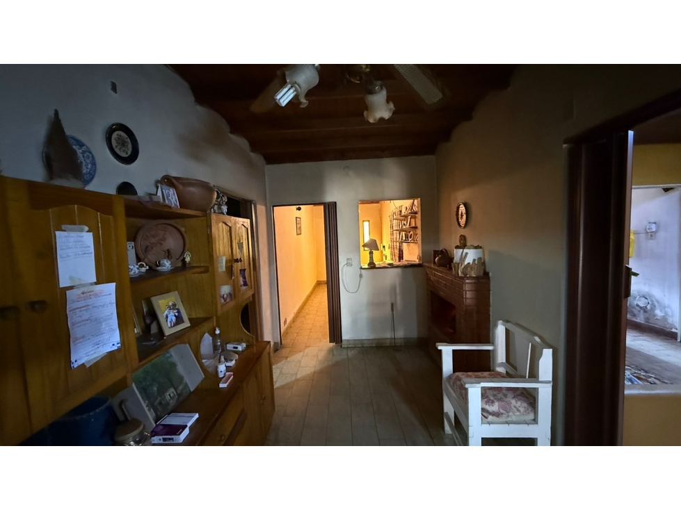 Casa amplia en Venta en Barrio Los Paraisos - Lujan - 6