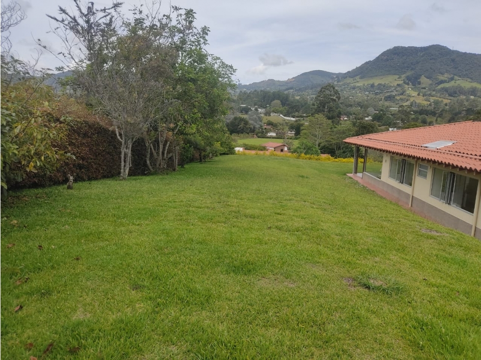 casa campestre en unidad cerrada en la via la ceja la union — foto 4