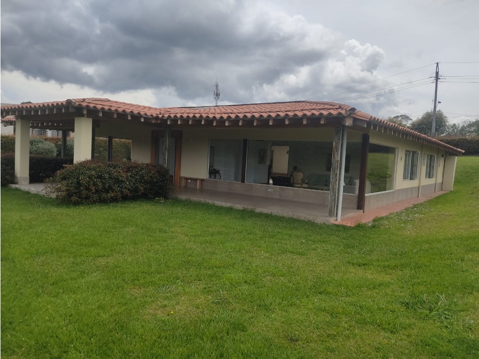 casa campestre en unidad cerrada en la via la ceja la union — foto 2