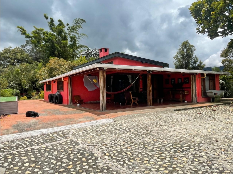 casa campestre en distrito equino Rionegro