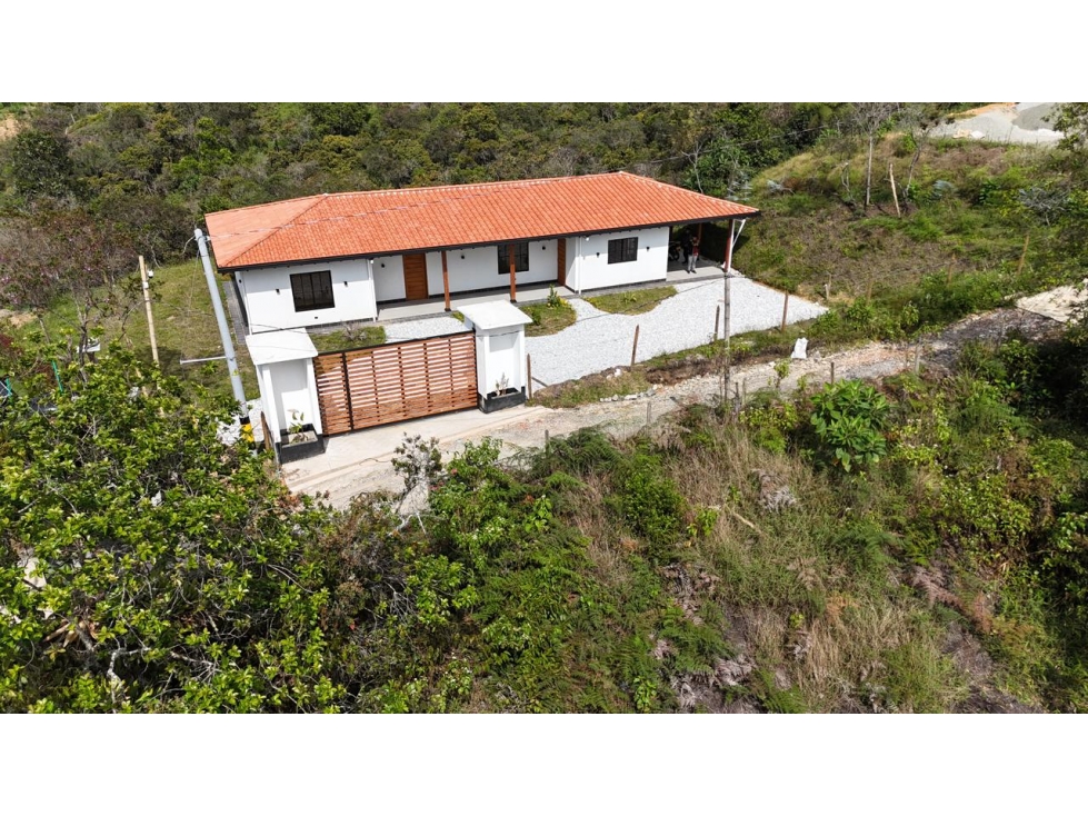 VENTA FINCA VEREDA CHAPARRAL SAN VICENTE, ORIENTE ANTIOQUEÑO